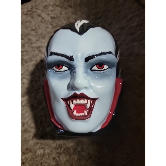 Sourpuss‎ Count Dracula Ceramic Cookie/Candy Jar New without Box - Picture 2 of 10